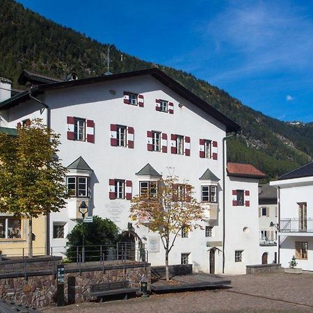 Hotel Ansitz Kandelburg Rio di Pusteria Buitenkant foto