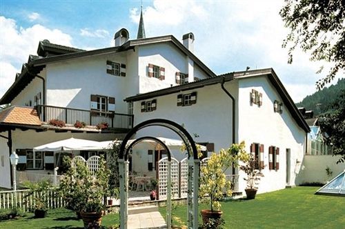 Hotel Ansitz Kandelburg Rio di Pusteria Buitenkant foto